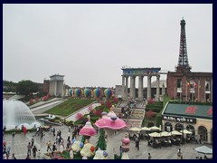 The entrance area to Windows of the World seen from the monorail train.